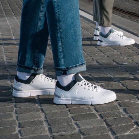 On THE ROGER Advantage: the versatile everyday sneaker - White | Rock - Click Image to Close