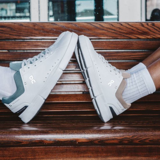 On THE ROGER Advantage: the versatile everyday sneaker - White | Eucalyptus - Click Image to Close