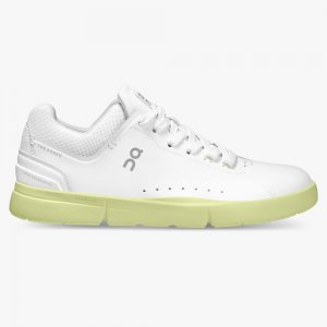 On THE ROGER Advantage: the versatile everyday sneaker - White | Hay